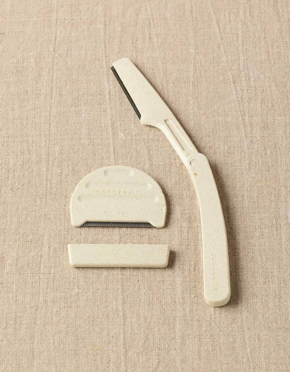 Cocoknits Fuzz Off Comb II