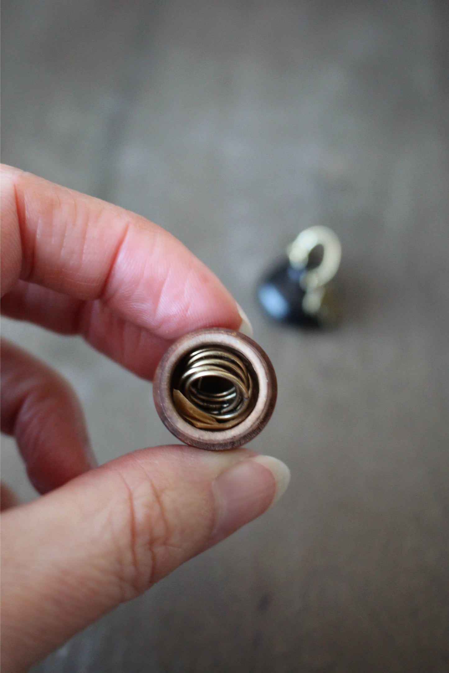 Never Knot Knitting:Little Acorn Stitch Marker Keeper with stitch markers