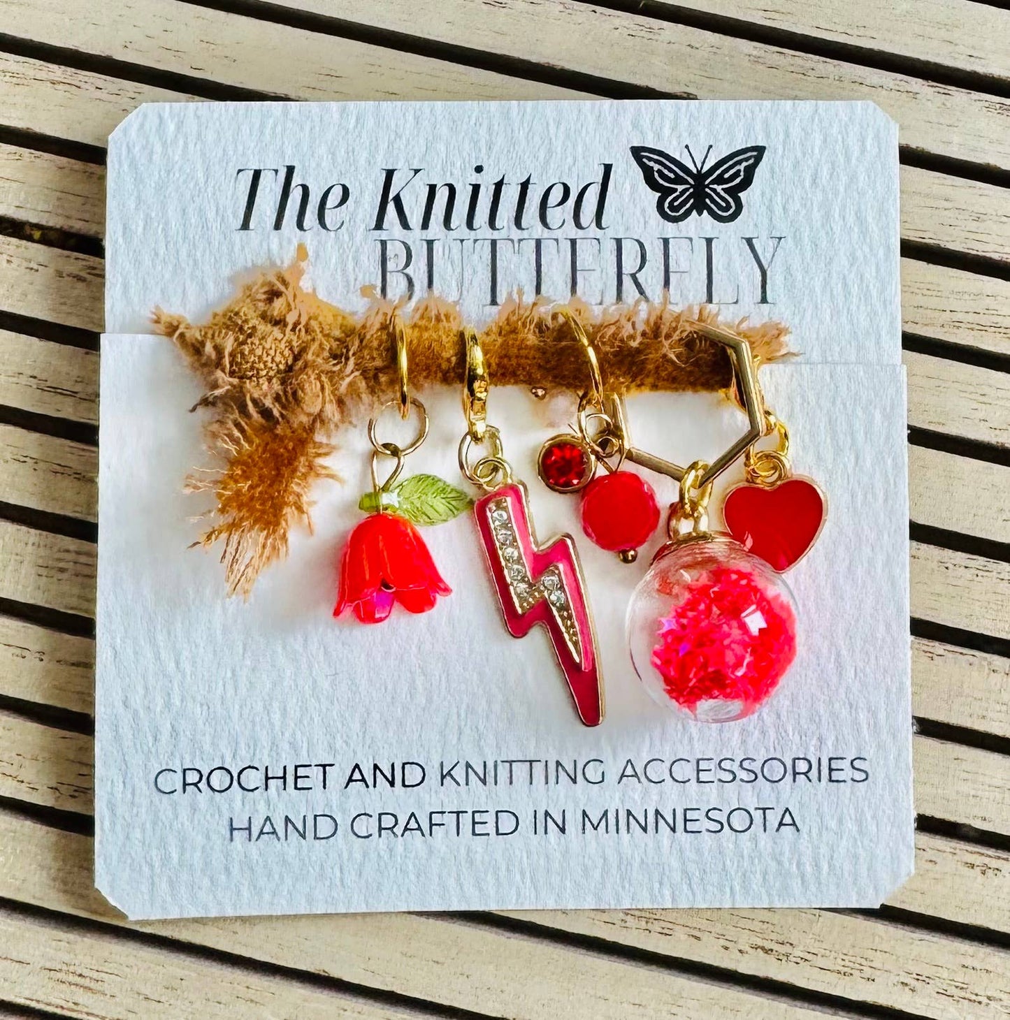 The Knitted Butterfly 80's Vibe - Red