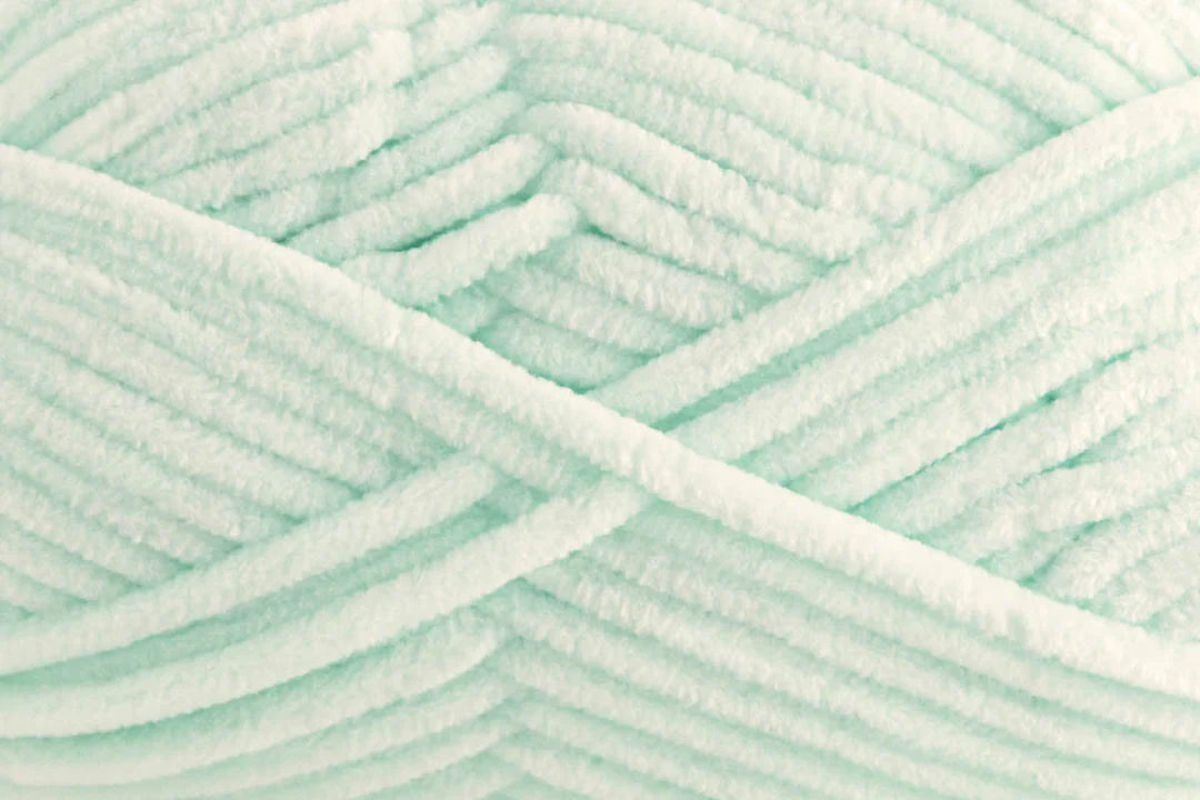 Universal Yarn - Bella Chenille