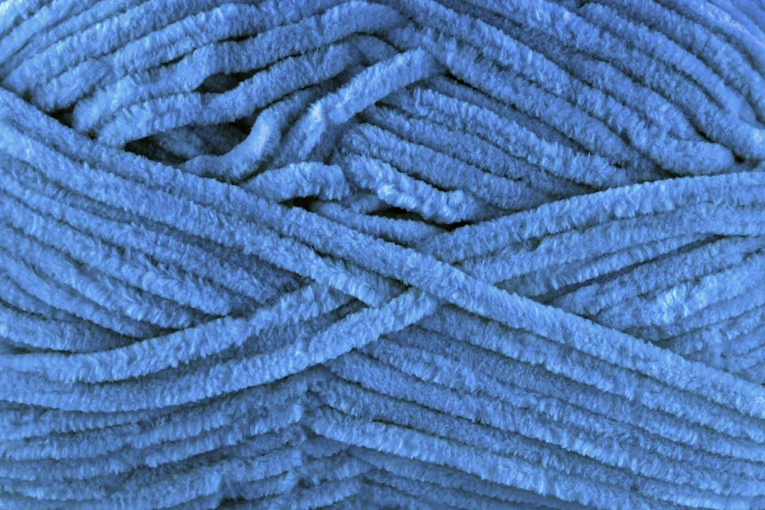 Universal Yarn - Bella Chenille