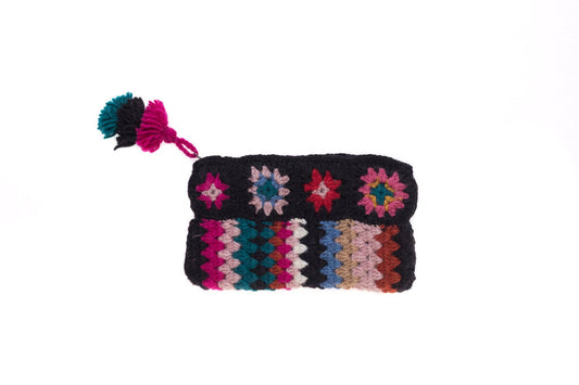 French Knot Crochet Clutch